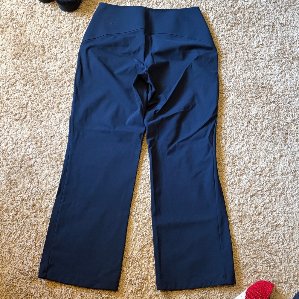 lululemon athletica Smooth Pull On Pants Cropped 
Navy - Picture 6 of 8